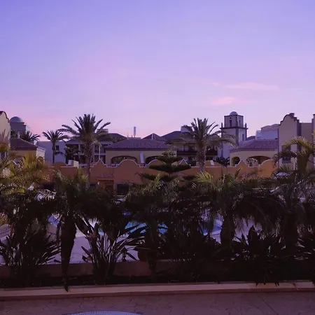 Vinnci Apartments Next Door To Vinnci 5 Star Hotel *