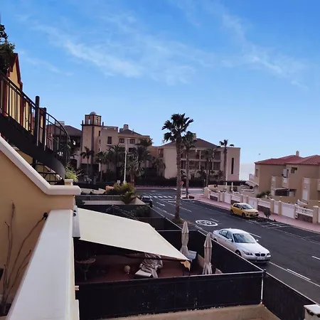 Vinnci Apartments Next Door To Vinnci 5 Star Hotel Costa Adeje (Tenerife)