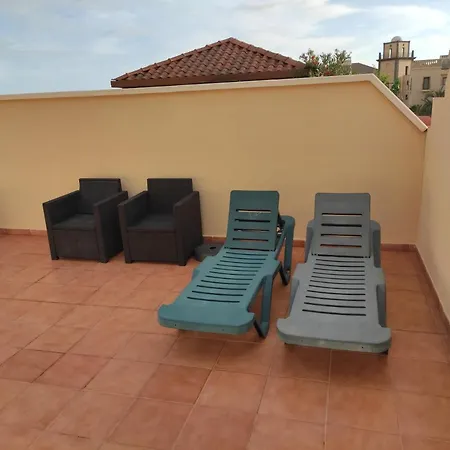 Vinnci Apartments Next Door To Vinnci 5 Star Hotel Costa Adeje (Tenerife)