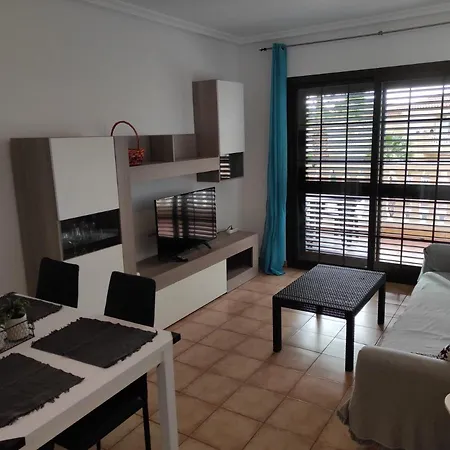 Vinnci Apartments Next Door To Vinnci 5 Star Hotel Costa Adeje (Tenerife)